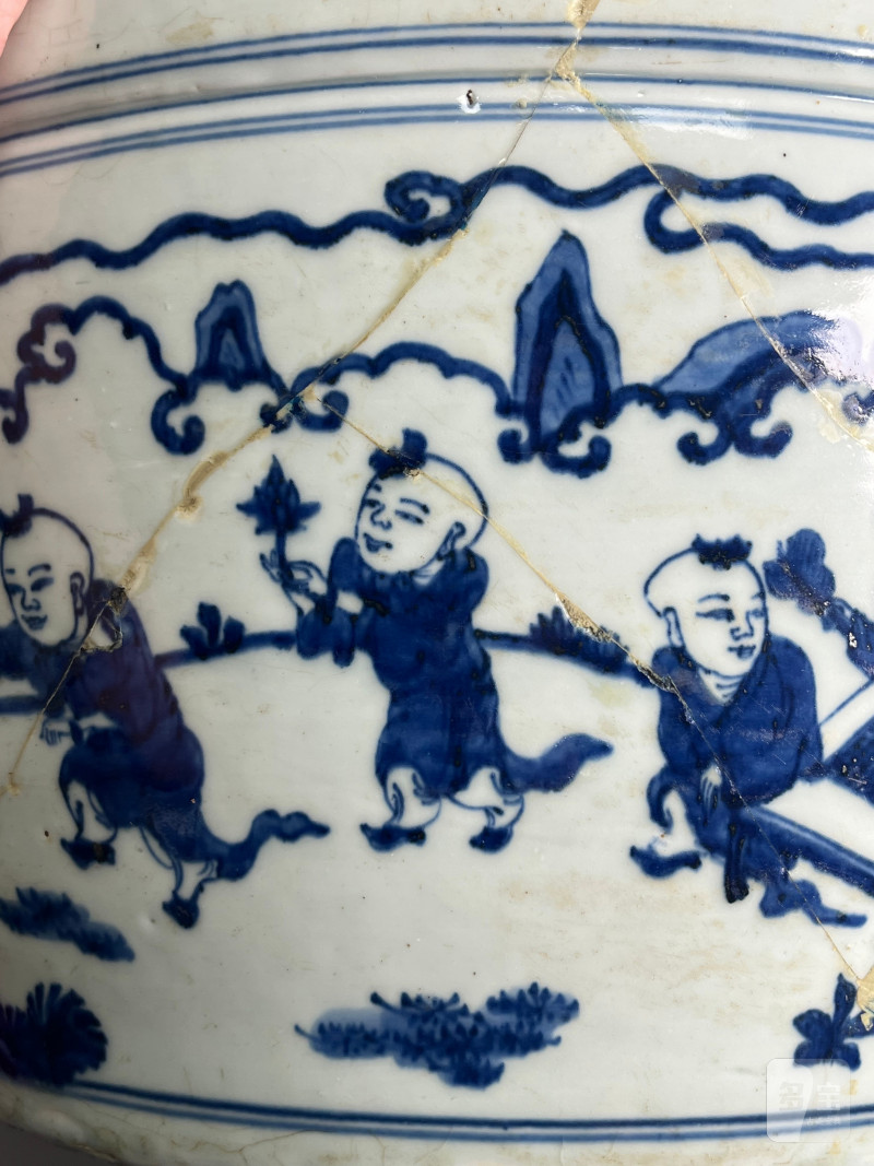 明嘉靖  青花 " 十六子闹春 " 图大缸 - 图20